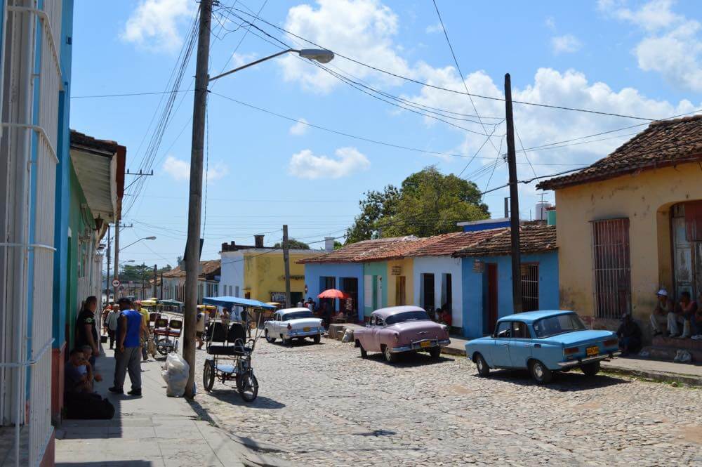 クラシックカー、トリニダーの街 【キューバ Cuba】
