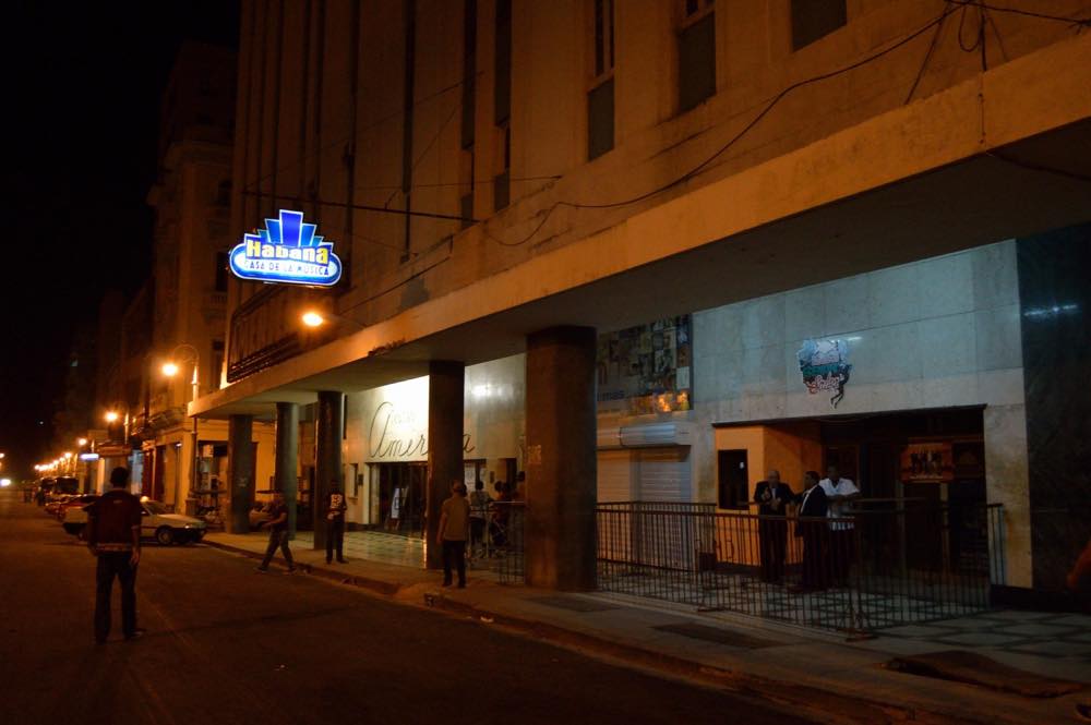 サルサクラブ「カサ・デ・ラ・ムシカ」、ハバナ旧市街の風景 【キューバ Cuba】