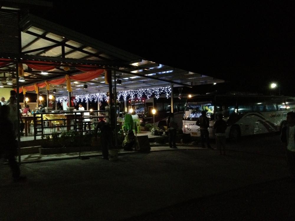 フィリピン、バナウェ。バナウェから夜行バスでマニラへ。所要9時間
