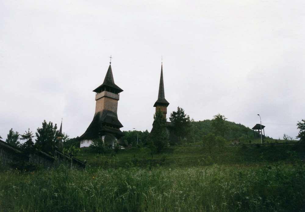 バルサナ村の木造教会 【ルーマニア】