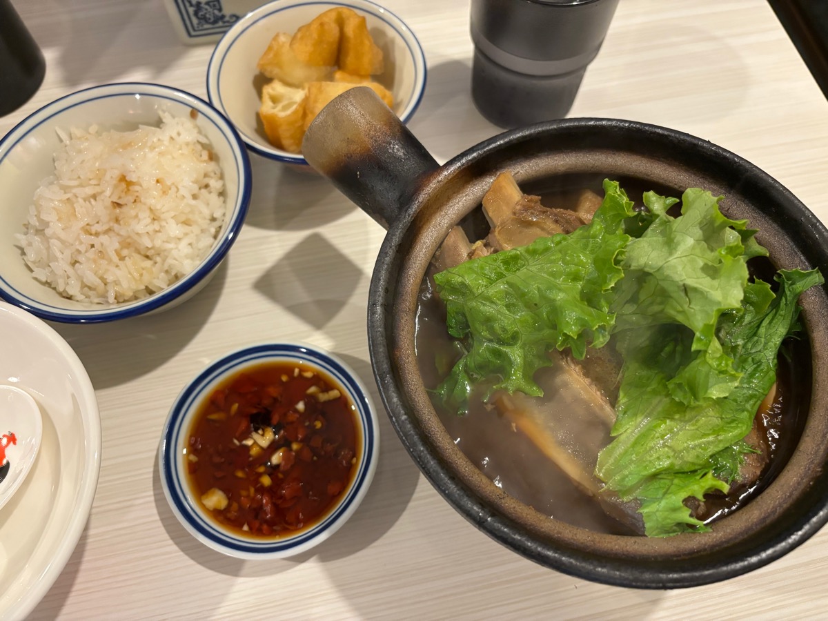 南洋叔叔肉骨茶（新大久保）