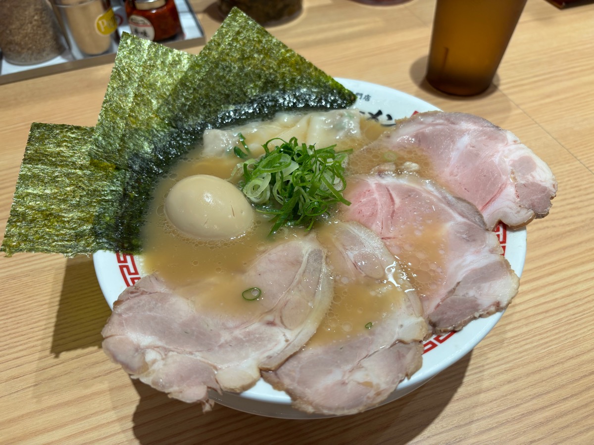 ラーメン滑走路（福岡空港）（九州）