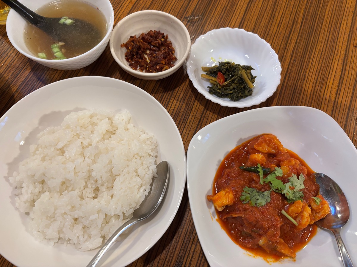 ヤンゴン レストラン(高田馬場)
