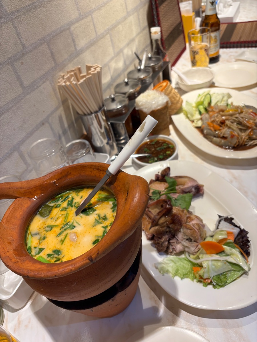 ピラブカウ（池袋）