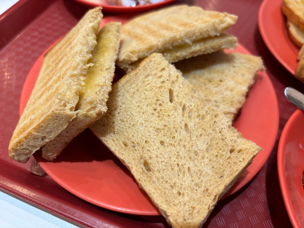 ヤクンカヤトースト 東京国際フォーラム店