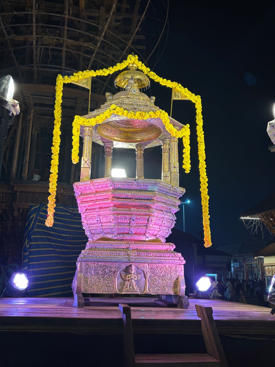 スリ・クリシュナ寺院（インド・カルナータカ州ウドゥピ）