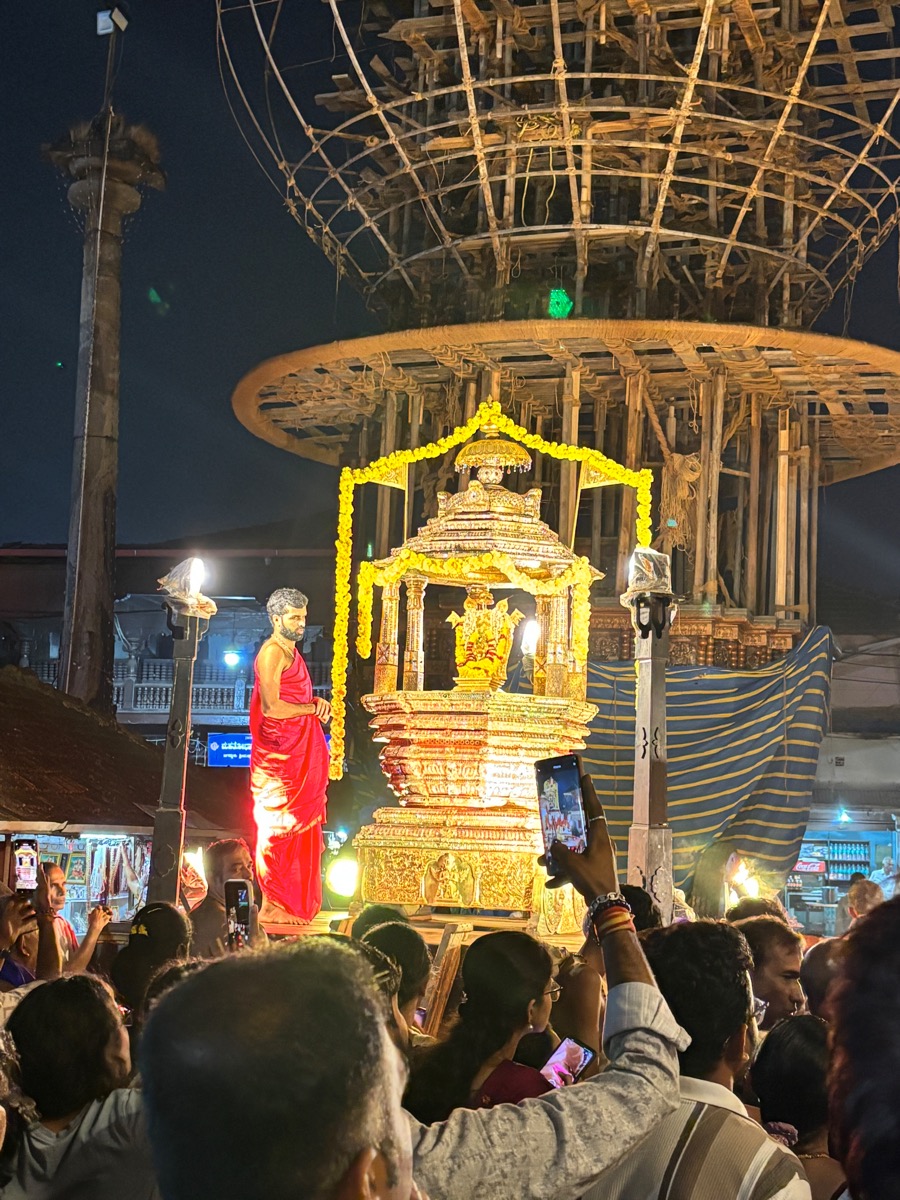 スリ・クリシュナ寺院（インド・カルナータカ州ウドゥピ）