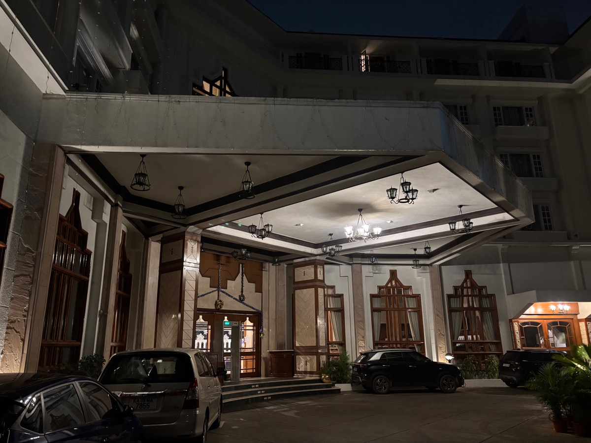 ザ チャンセリー ホテル (The Chancery Hotel)（インド・カルナータカ旅①）