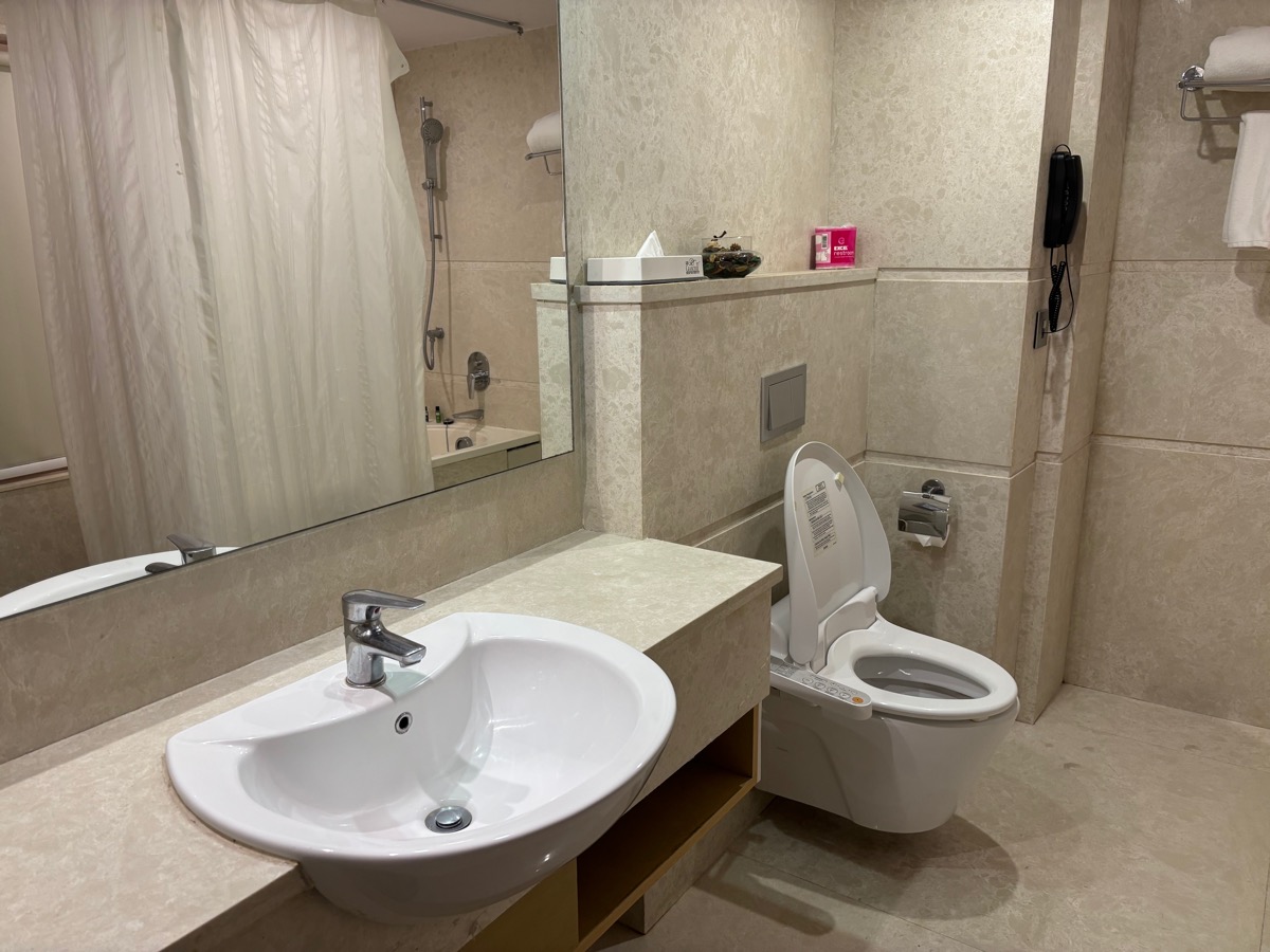 ザ チャンセリー ホテル (The Chancery Hotel)（インド・カルナータカ旅①）