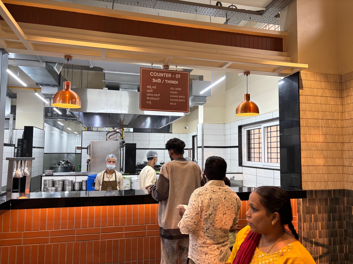 Bengaluru cafe(インド・カルナータカ州バンガロール)