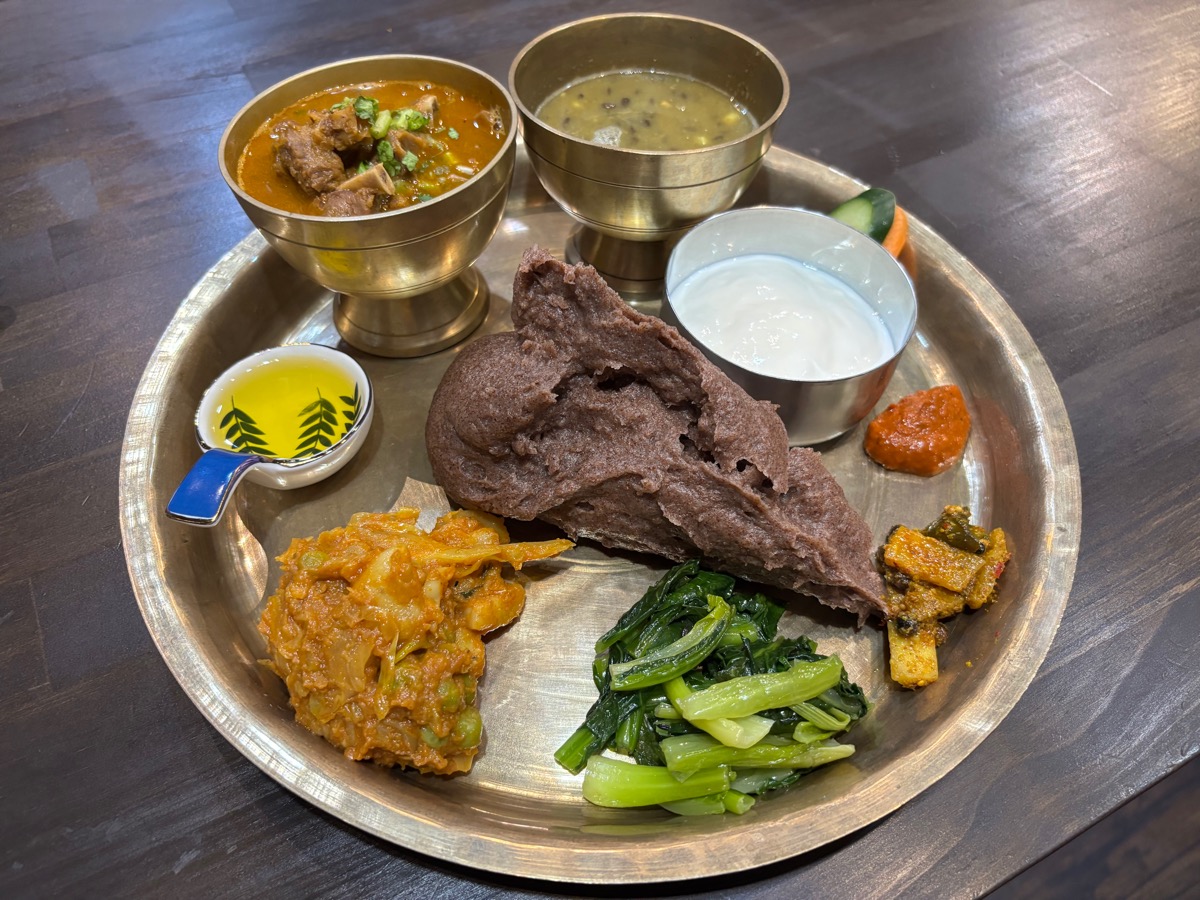 フェワ ダイニング&バー（大久保）