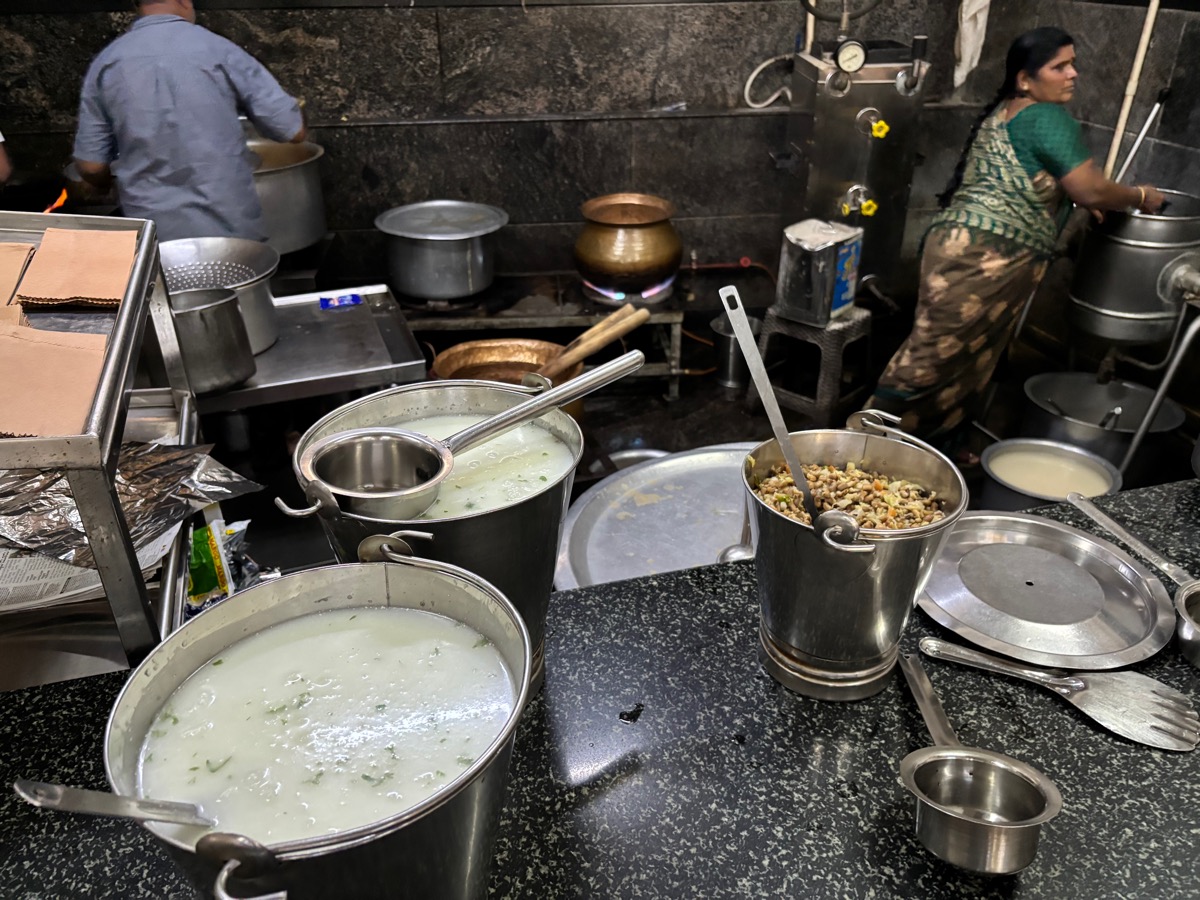 Mudde Madappa Mess（インド・カルナータカ州バンガロール）