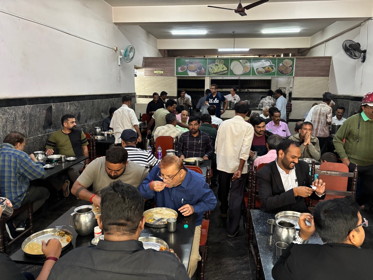 Mudde Madappa Mess（インド・カルナータカ州バンガロール）