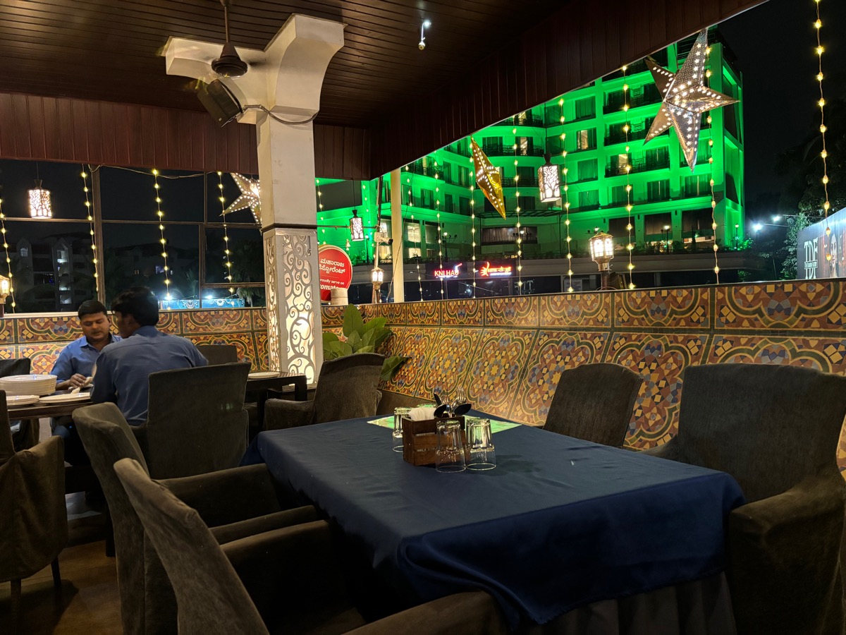 Maharaja Family Restaurant（インド・カルナータカ州マンガロール）