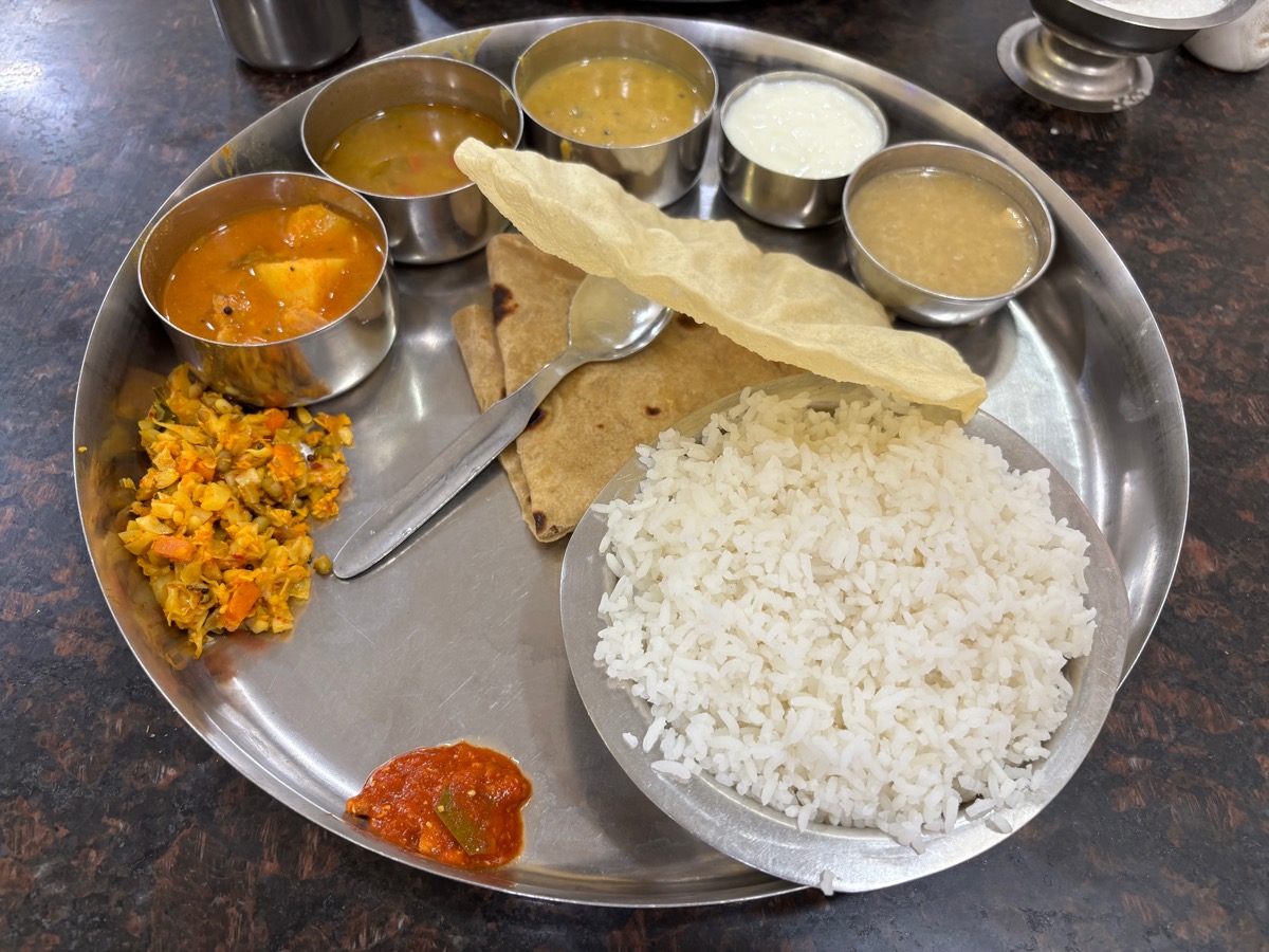 Mahesh Prasad Veg Restaurant(インド・カルナータカ州マイソール)