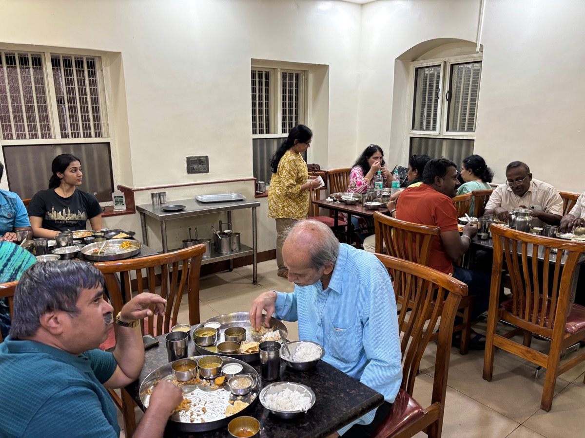 Mahesh Prasad Veg Restaurant(インド・カルナータカ州マイソール)