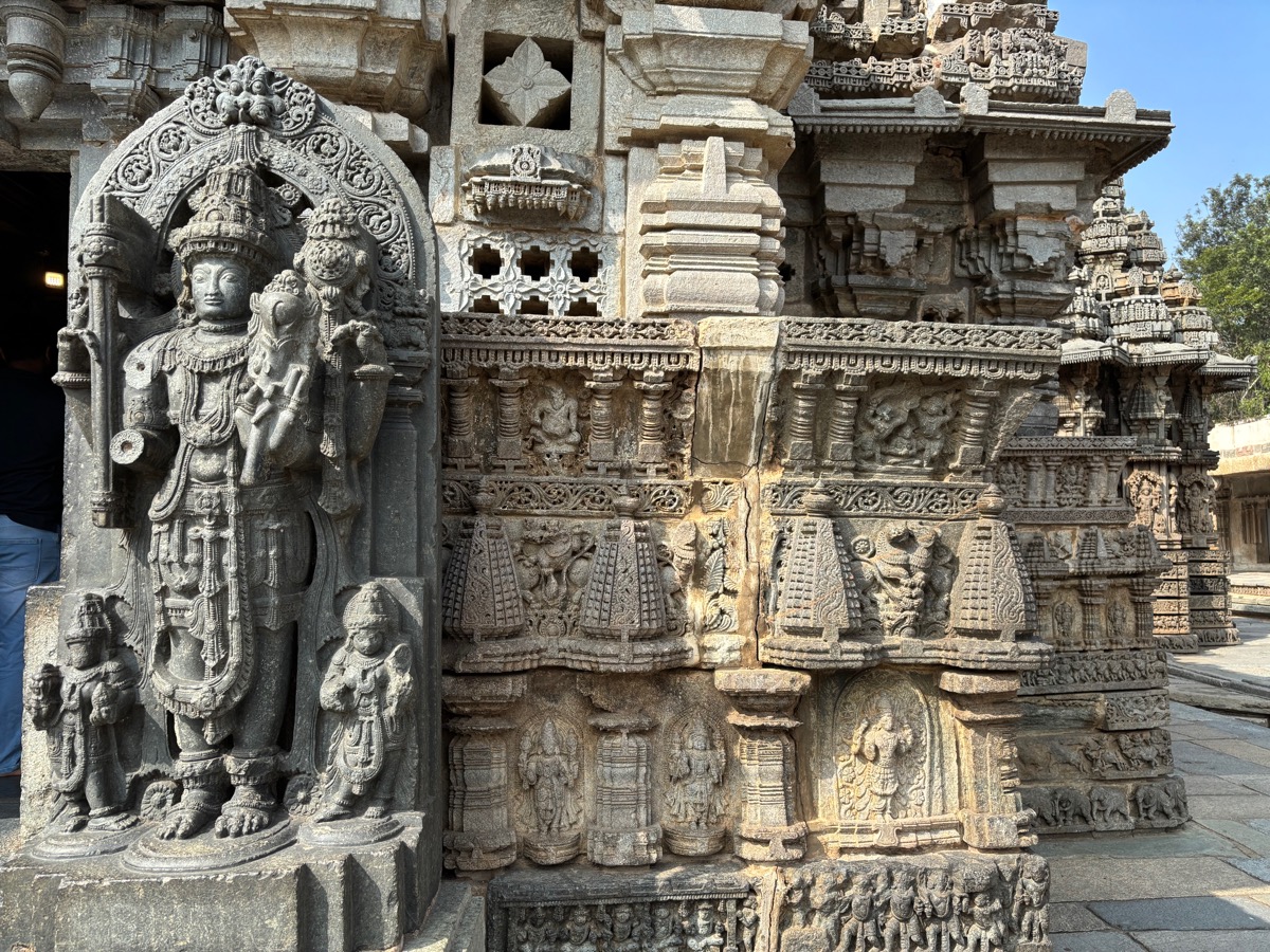 ソムナートプルのケーシャヴァ寺院（インド・カルナータカ州）