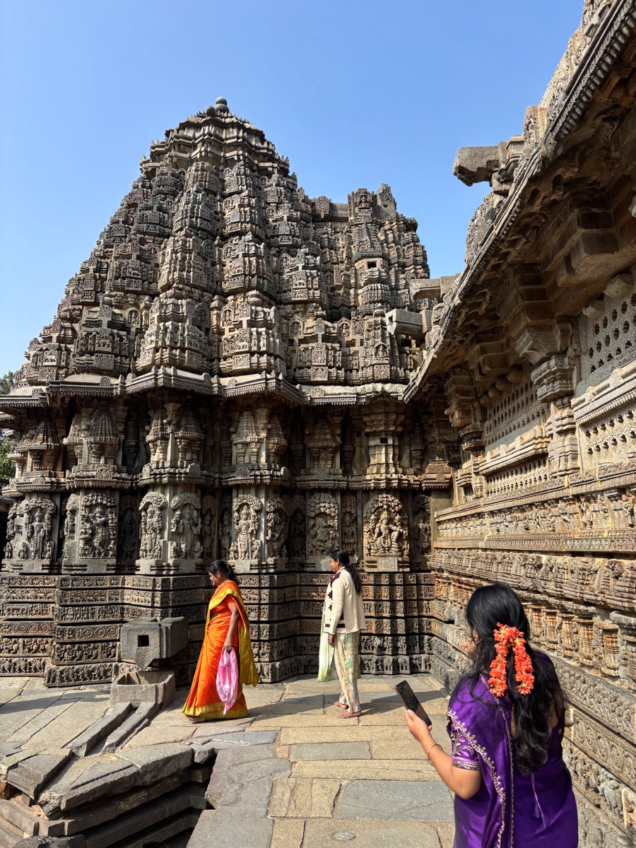 ソムナートプルのケーシャヴァ寺院（インド・カルナータカ州）