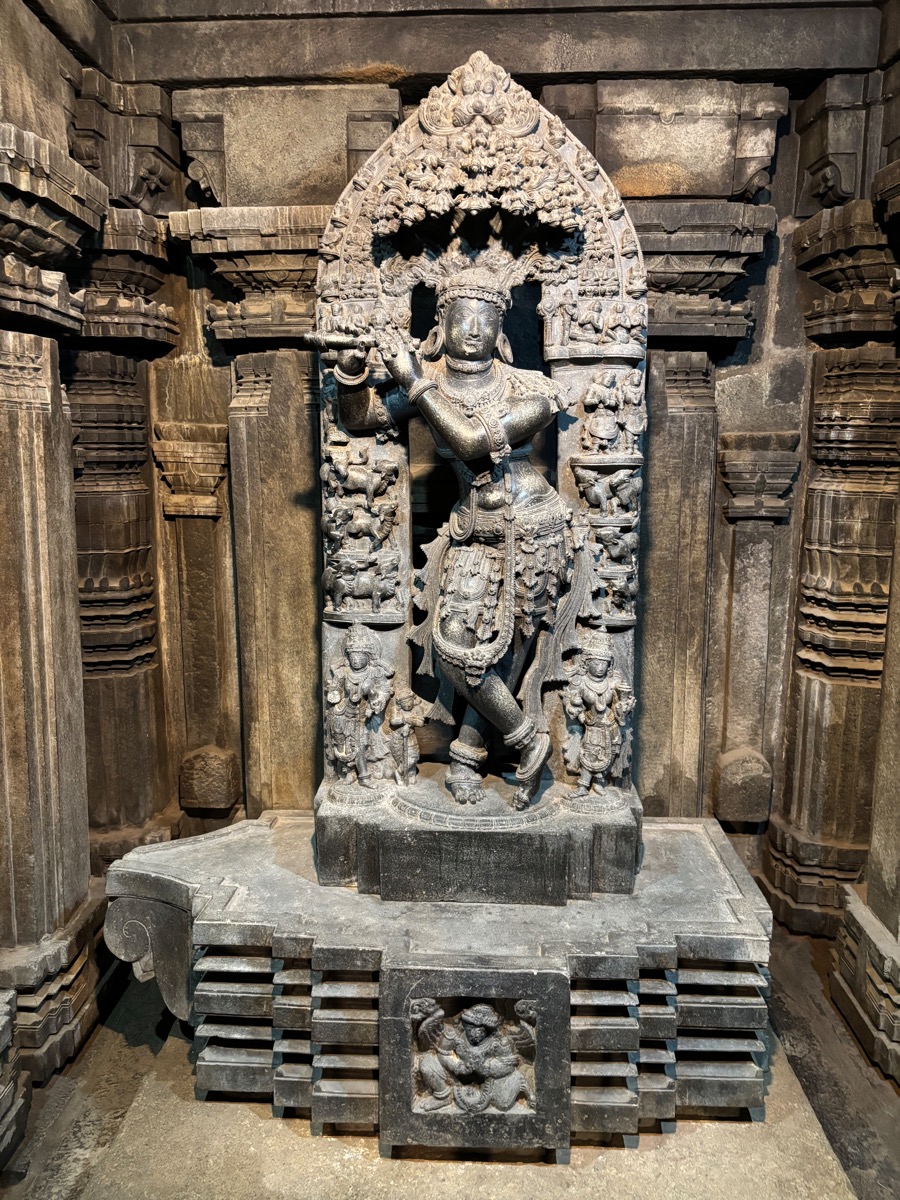 ソムナートプルのケーシャヴァ寺院（インド・カルナータカ州）