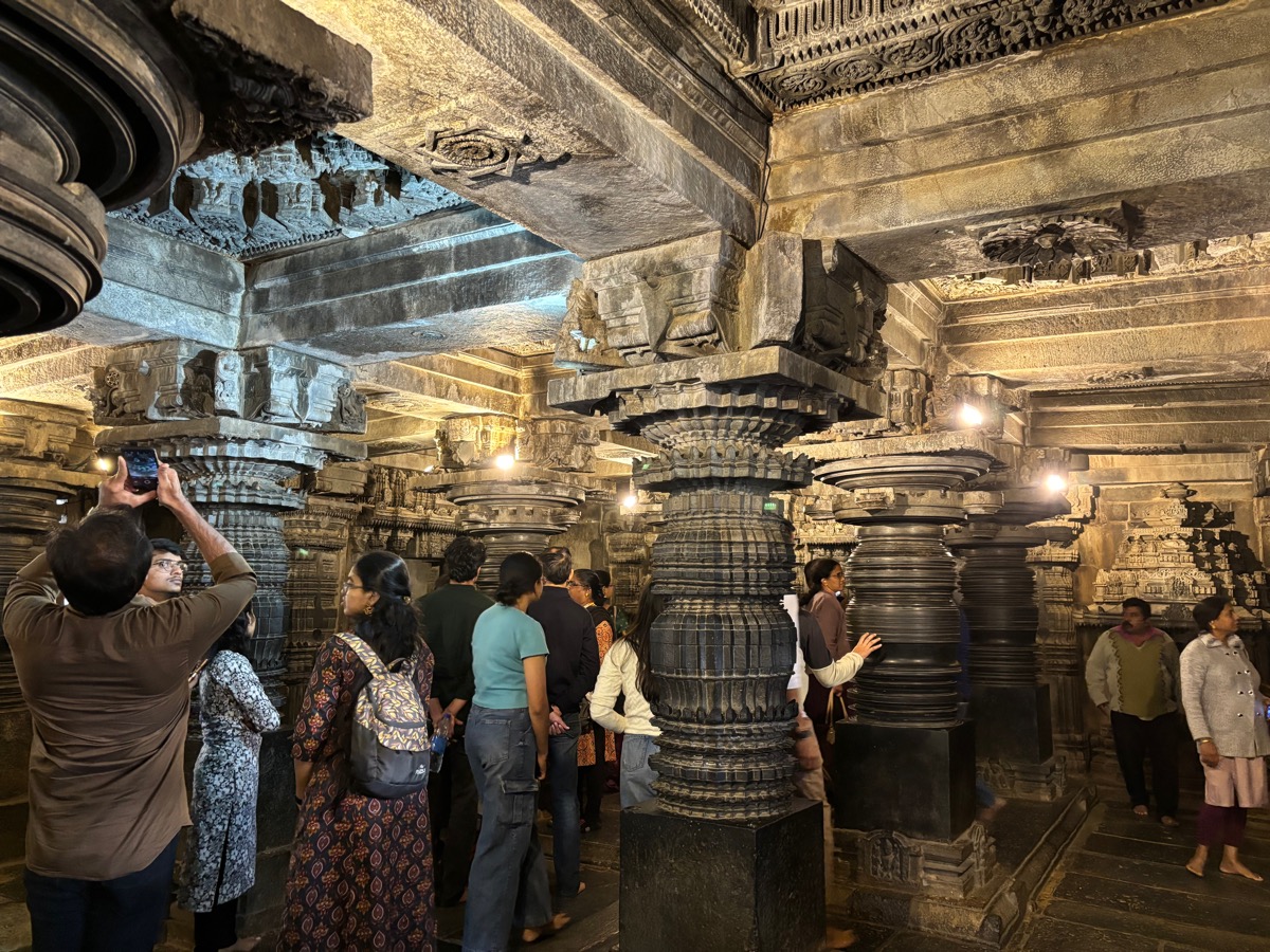 ソムナートプルのケーシャヴァ寺院（インド・カルナータカ州）