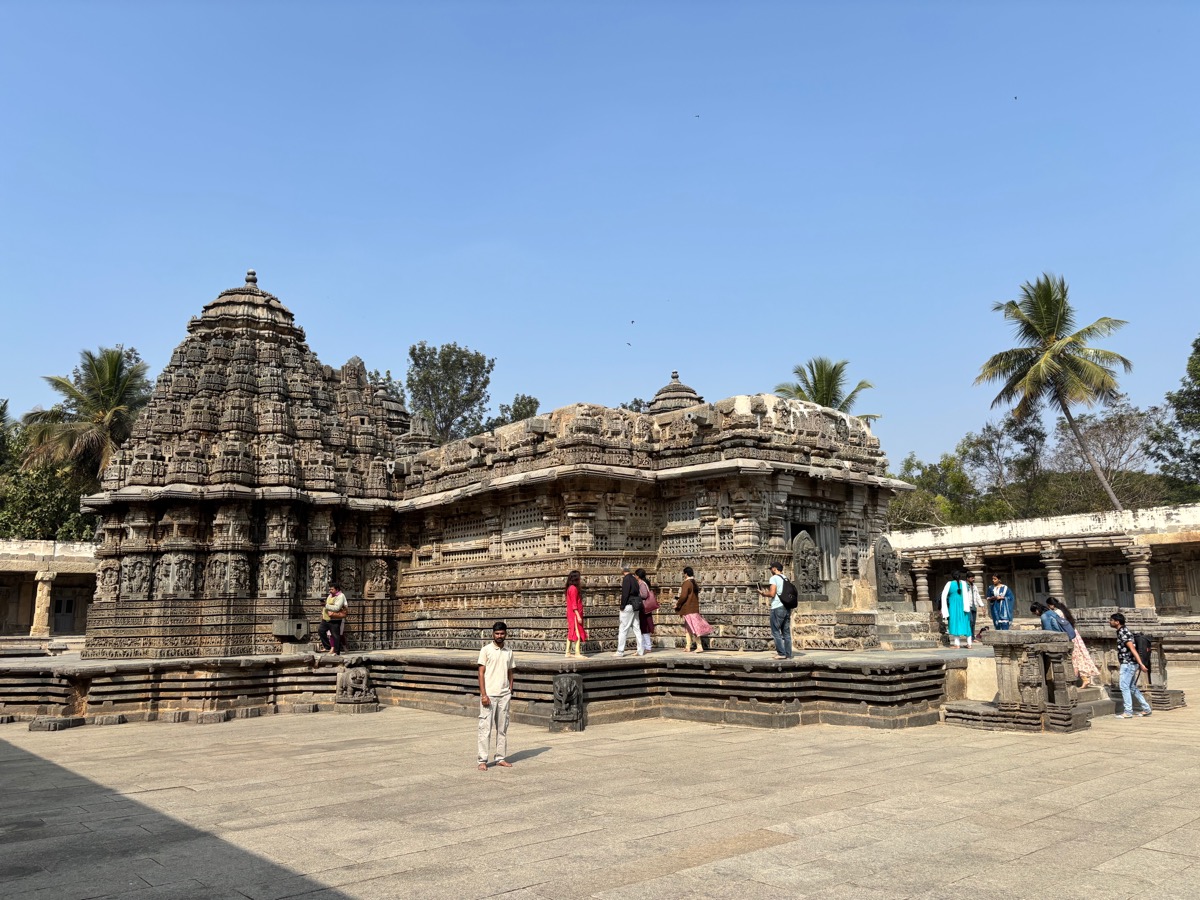 ソムナートプルのケーシャヴァ寺院（インド・カルナータカ州）