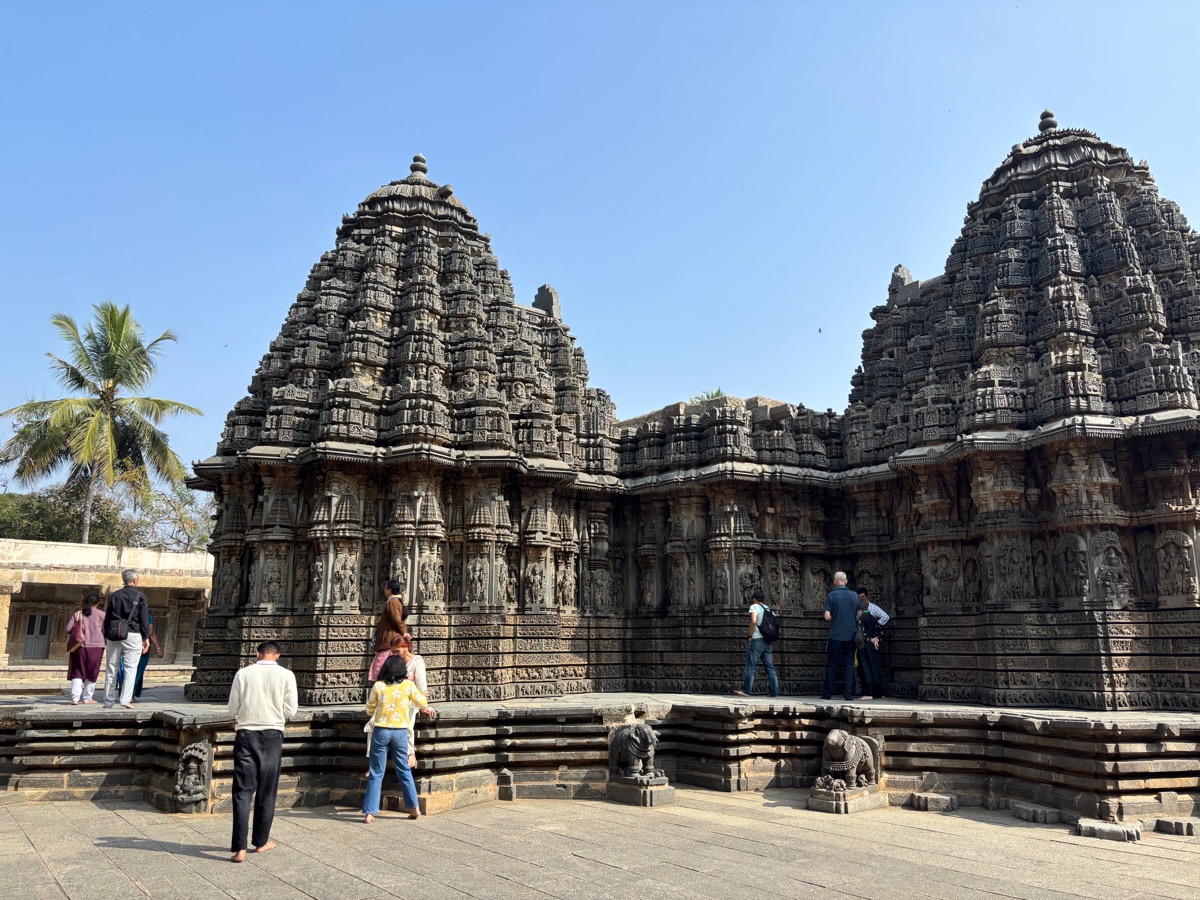 ソムナートプルのケーシャヴァ寺院（インド・カルナータカ州）