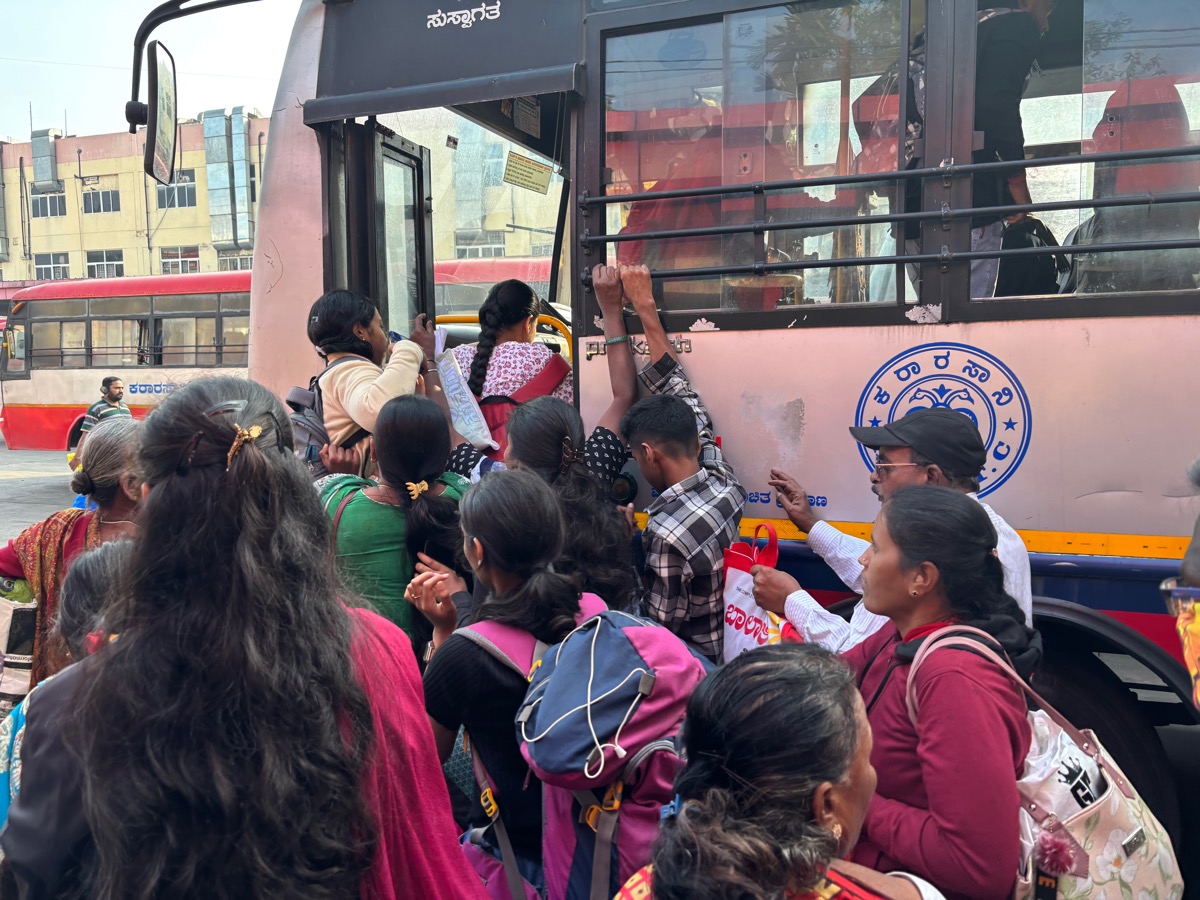 ソムナートプルのケーシャヴァ寺院（インド・カルナータカ州）