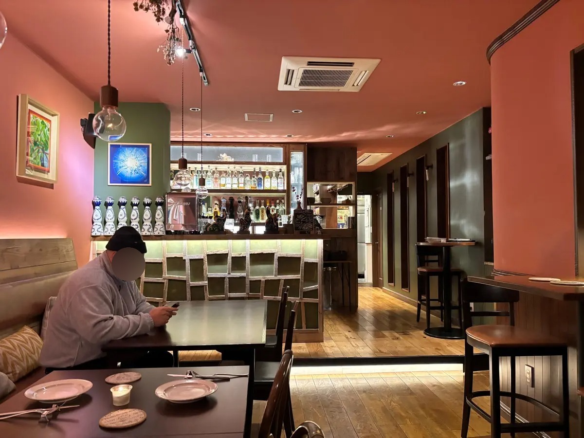 クマカンティーナ（東中野）