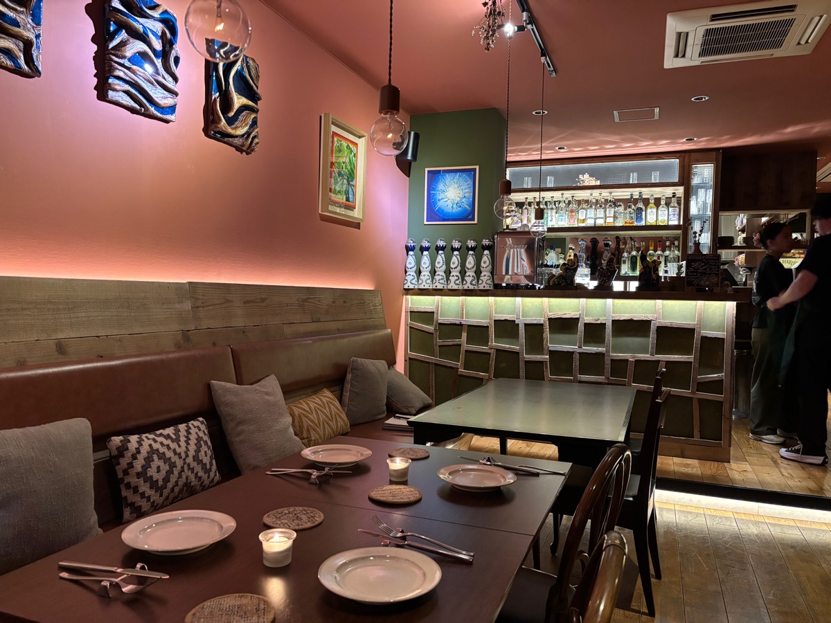 クマカンティーナ（東中野）