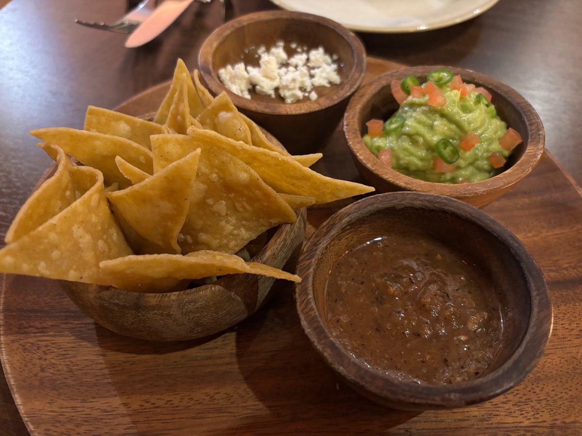 クマカンティーナ（東中野）