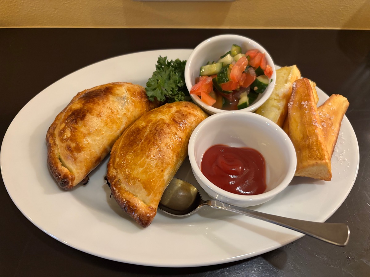 TUCAN CANTINA（トゥカン カンティーナ）｜都立大学