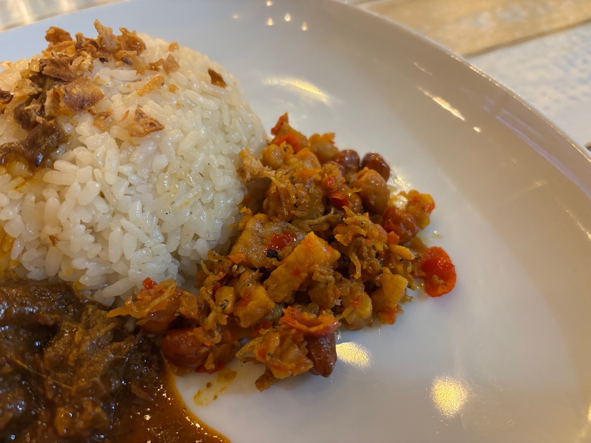 ワルンヌサデゥア(川崎)