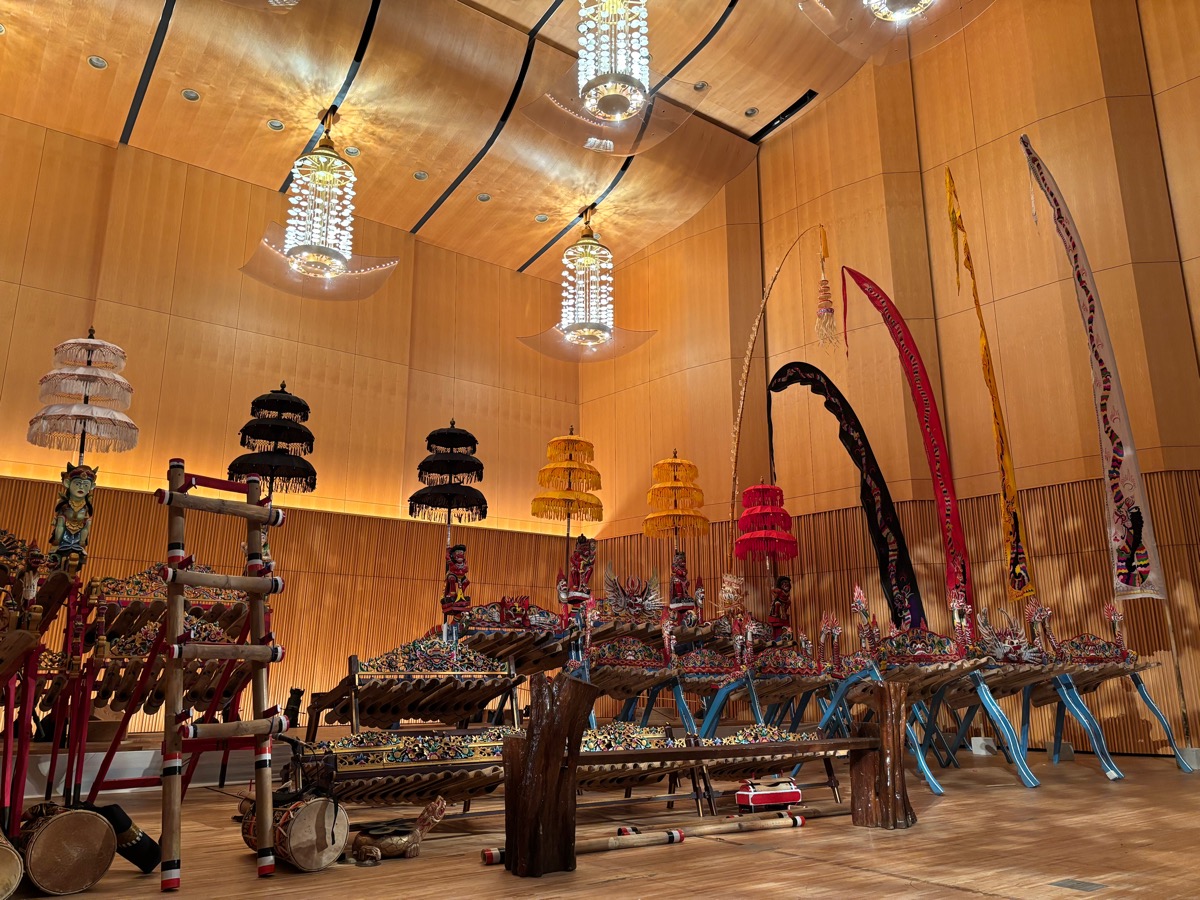 スアール・アグン