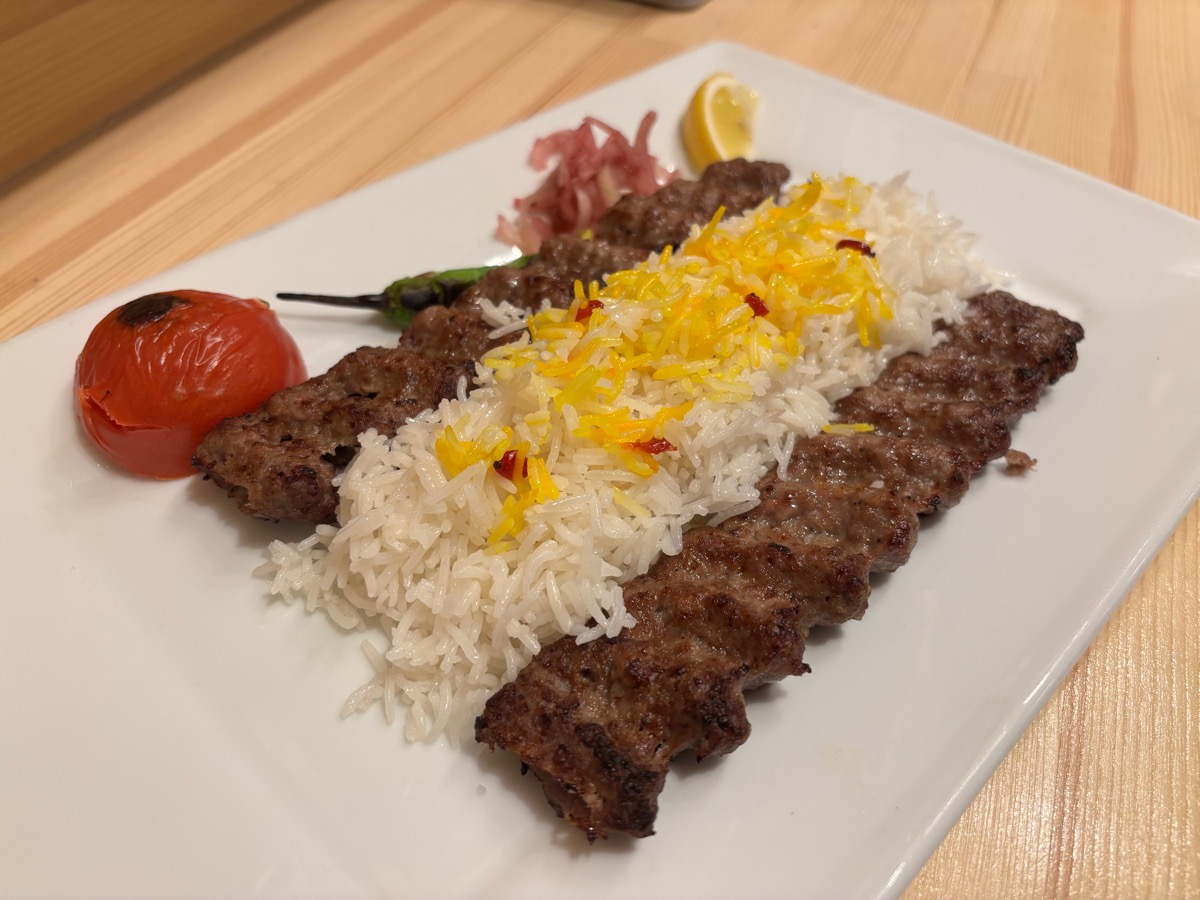 シャヒン（曙橋）