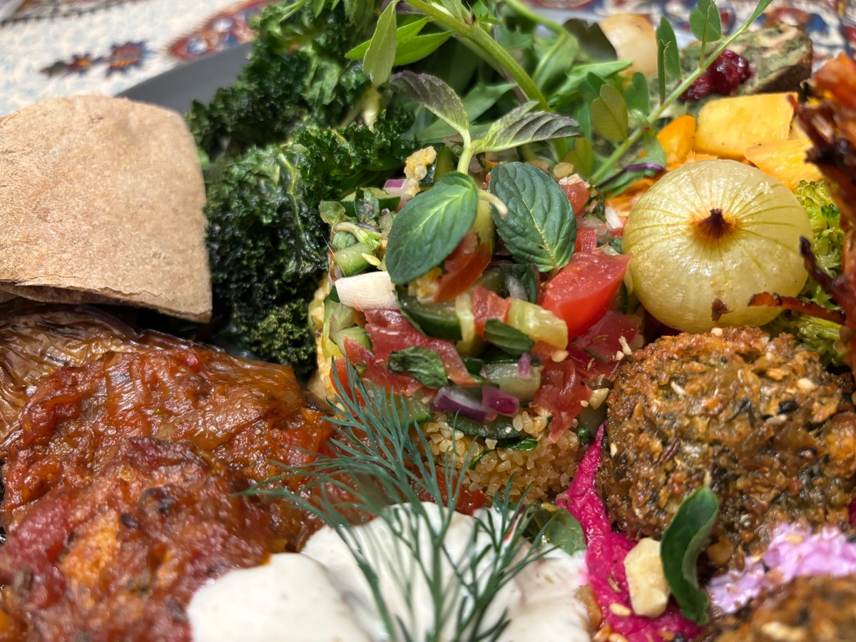 ラクダテーブル（鵜の木）